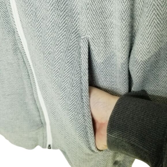 Adidas Men's L Gray & White Full Zip Jacket With Gold Logo‎ Stretchy Lightweight - Picture 9 of 14